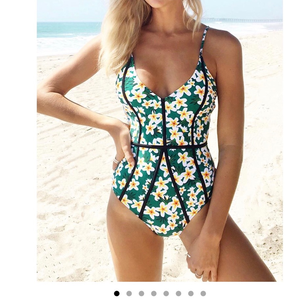 Adorable flower swimsuit